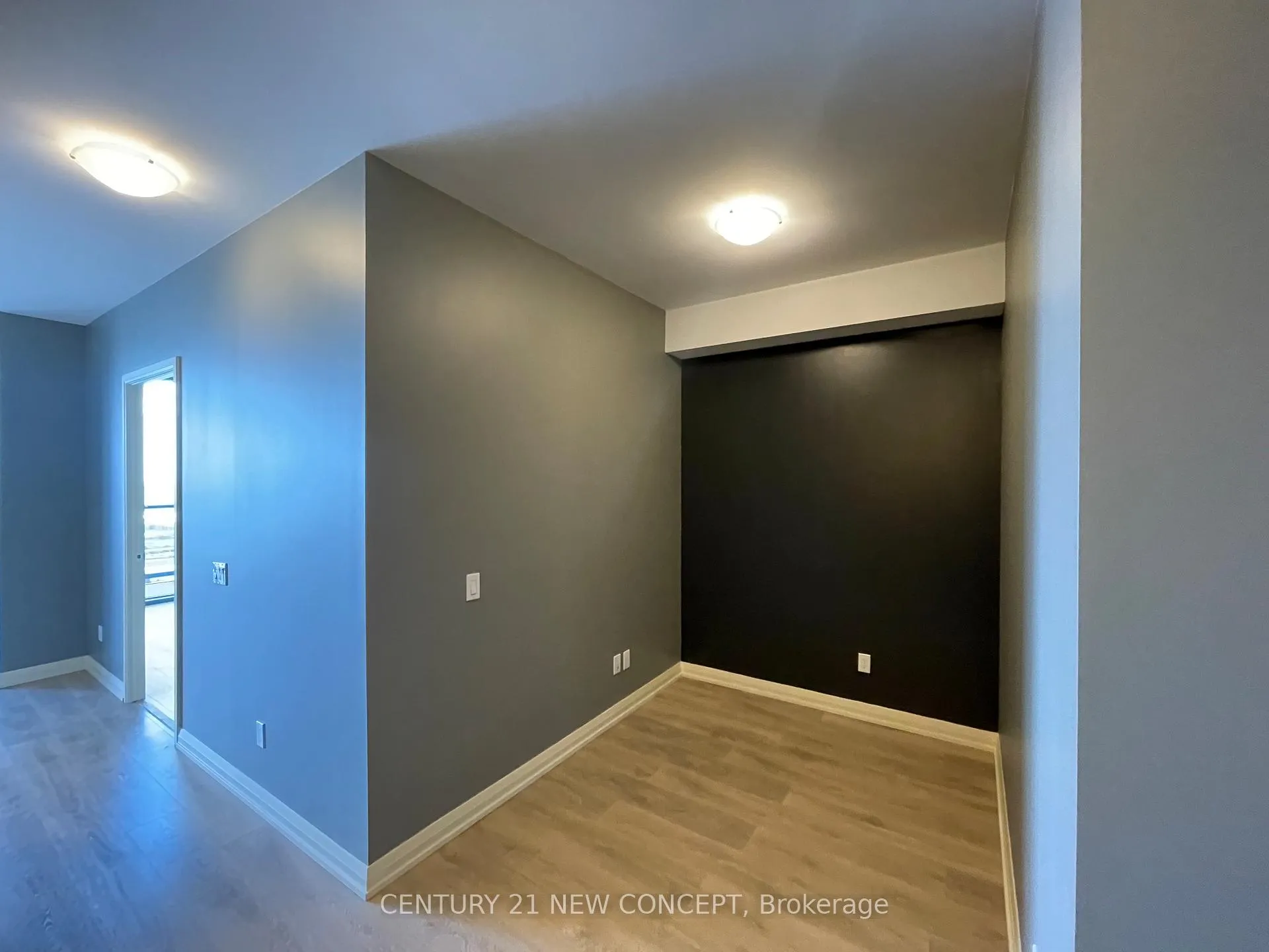 Photo 9 of Unit PH02, 7895 Jane Street, Vaughan, Concord — HOMEH