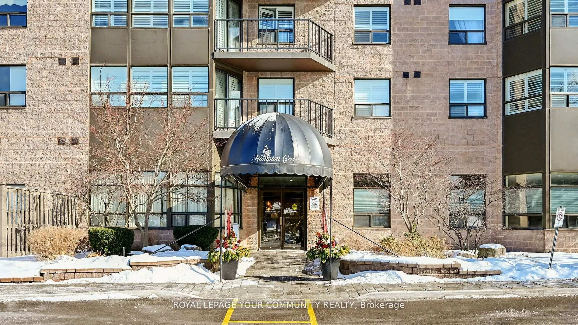 Photo 3 of Unit 304, 2 Raymerville Drive W, Markham, Raymerville — HOMEH