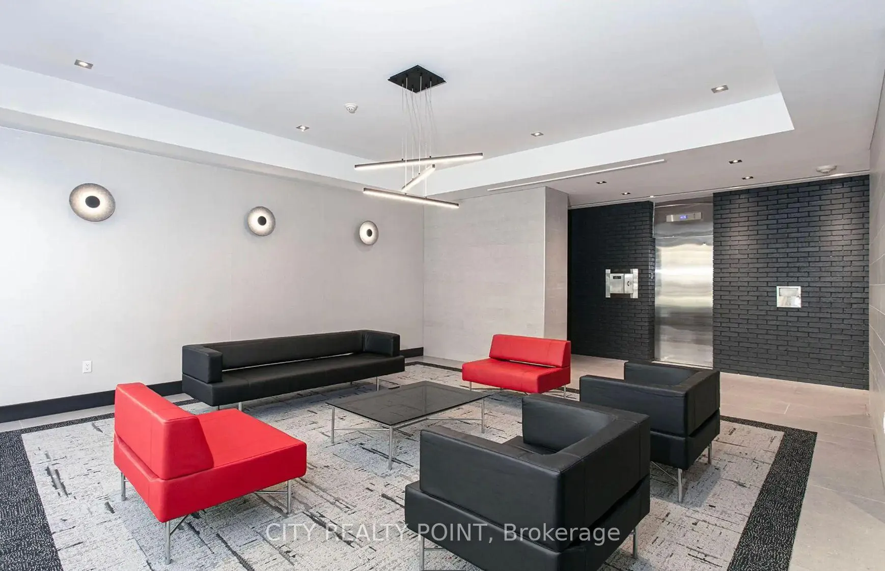 Photo 4 of Unit 1710, 33 Isabella Street, Toronto, Church-Yonge Corridor — HOMEH