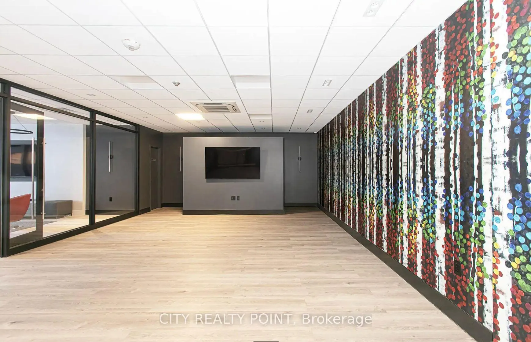 Photo 9 of Unit 1710, 33 Isabella Street, Toronto, Church-Yonge Corridor — HOMEH