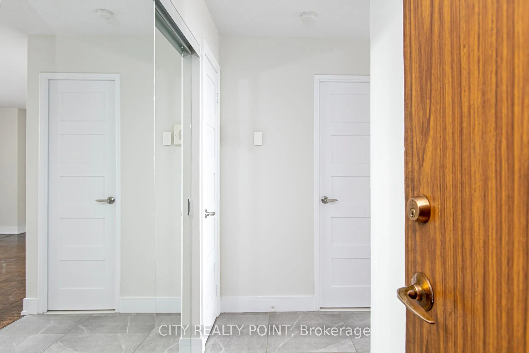 Photo 19 of Unit 1710, 33 Isabella Street, Toronto, Church-Yonge Corridor — HOMEH