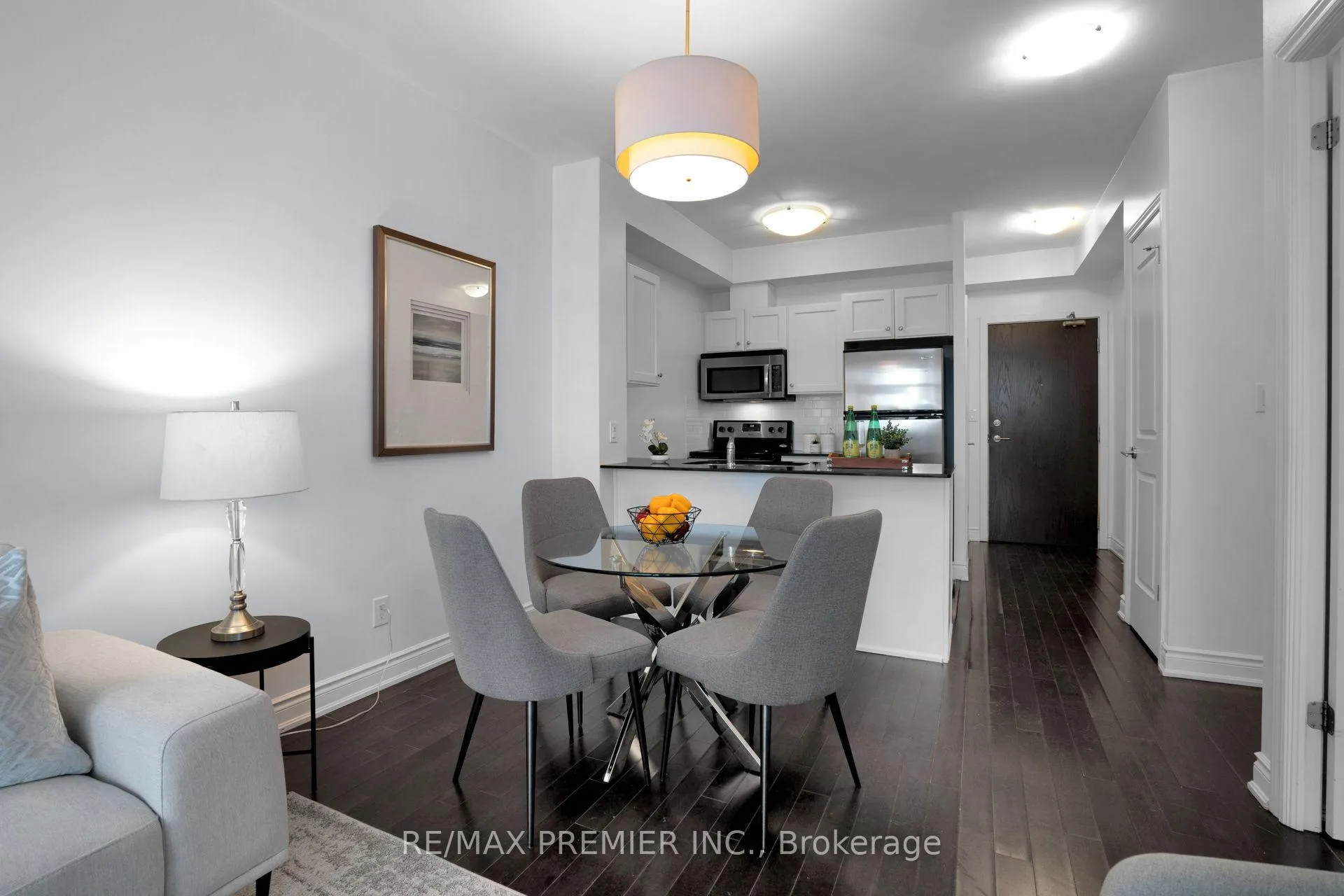 Photo 4 of Unit 401, 281 Woodbridge Avenue, Vaughan, West Woodbridge — HOMEH