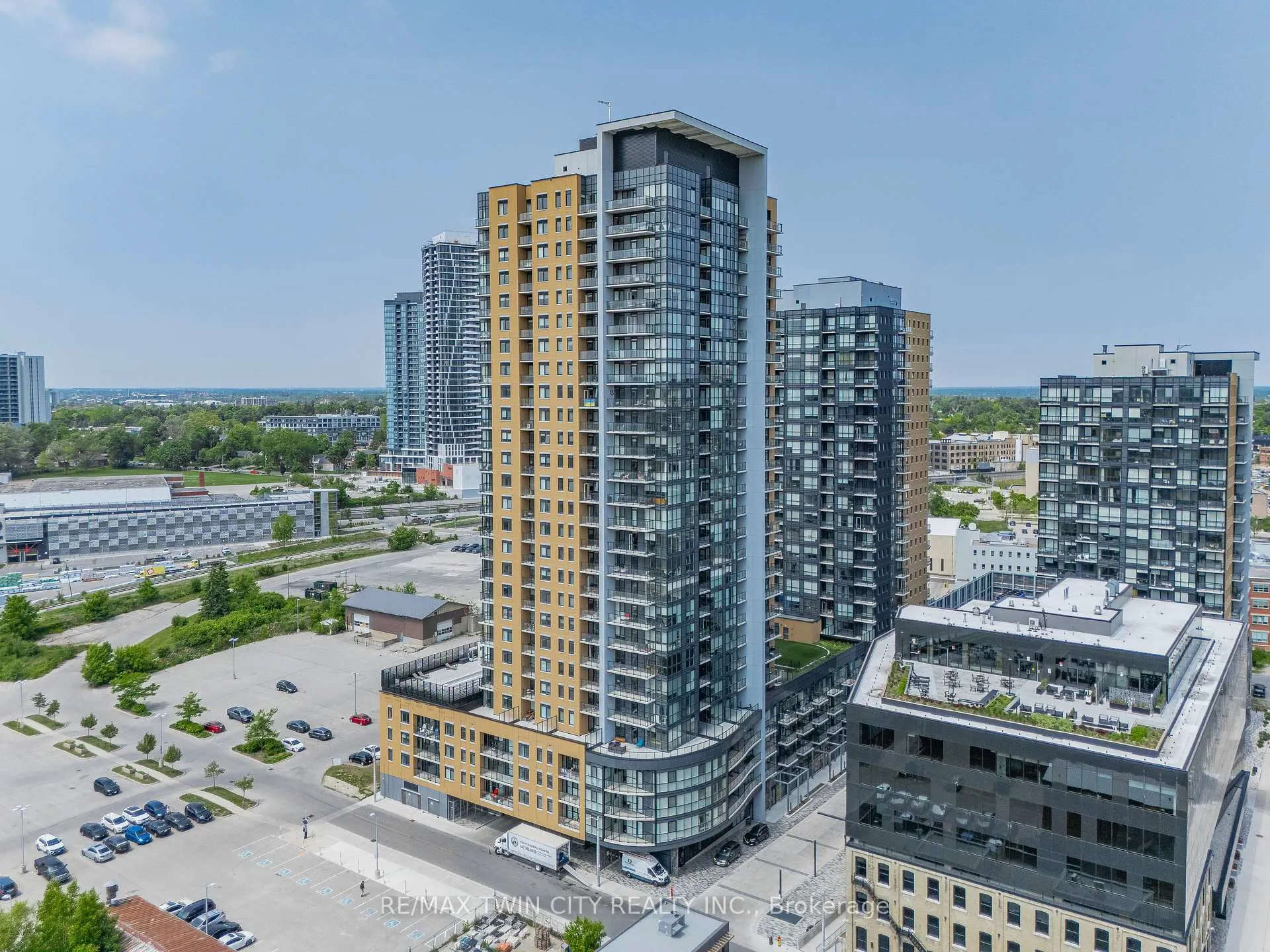 Photo 2 of Unit 2305, 108 Garment Street, Kitchener — HOMEH