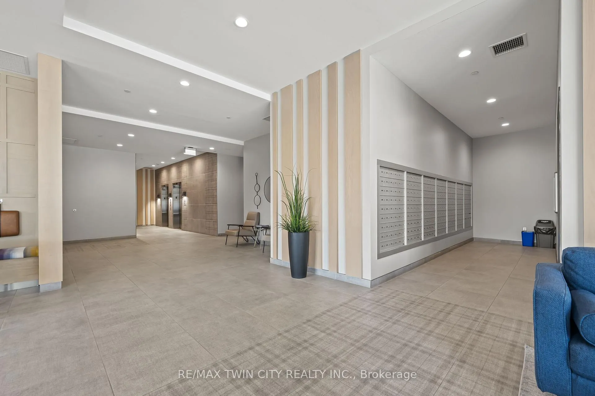 Photo 8 of Unit 2305, 108 Garment Street, Kitchener — HOMEH