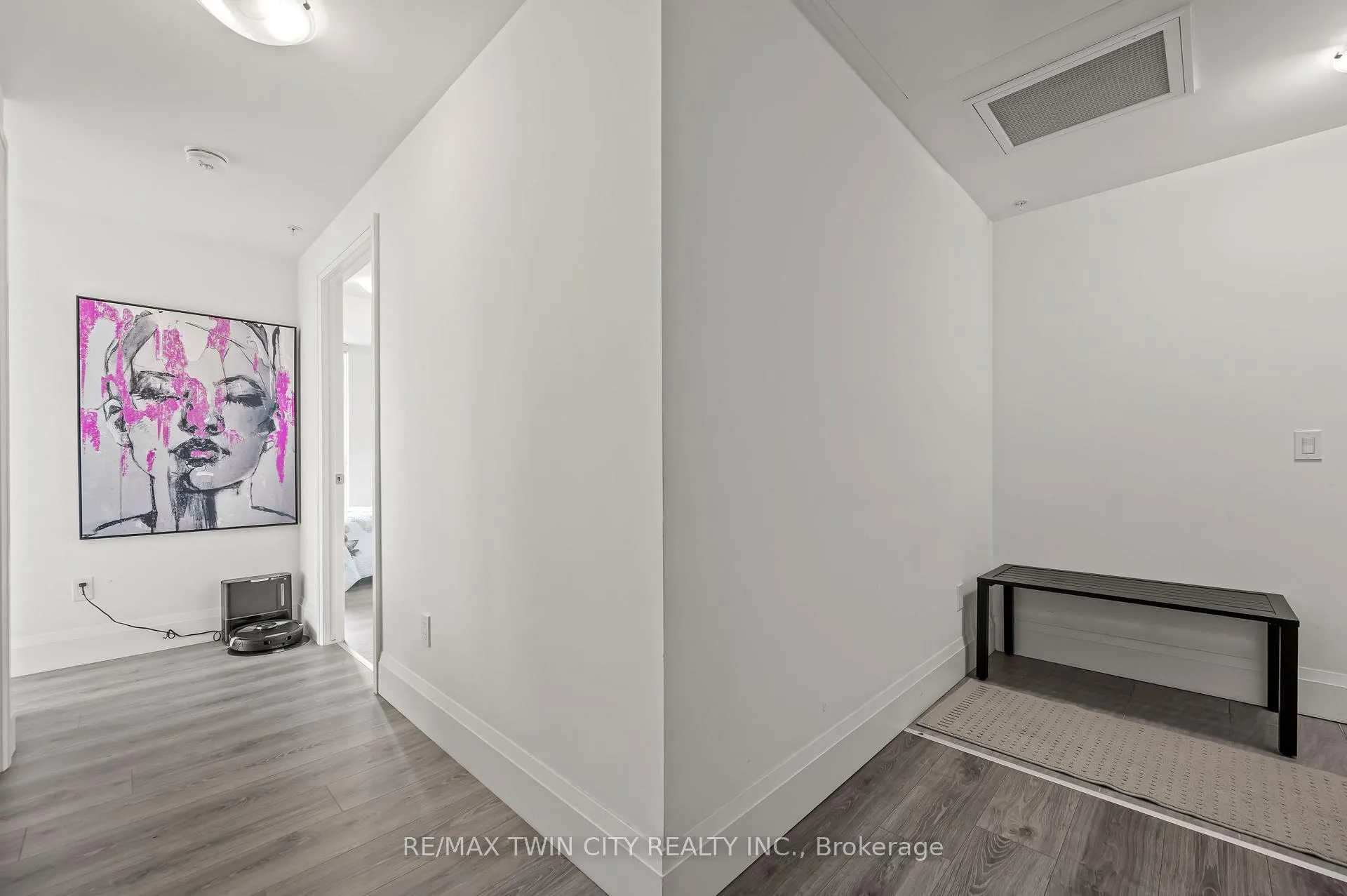 Photo 12 of Unit 2305, 108 Garment Street, Kitchener — HOMEH