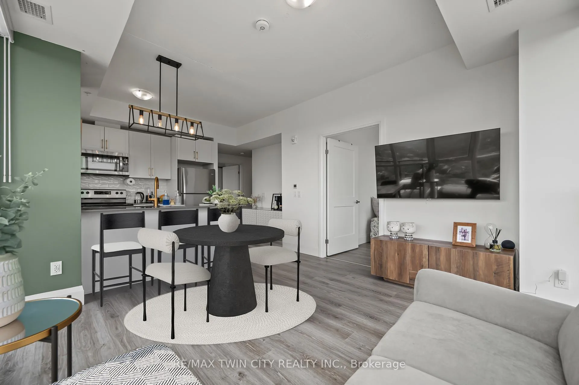 Photo 17 of Unit 2305, 108 Garment Street, Kitchener — HOMEH