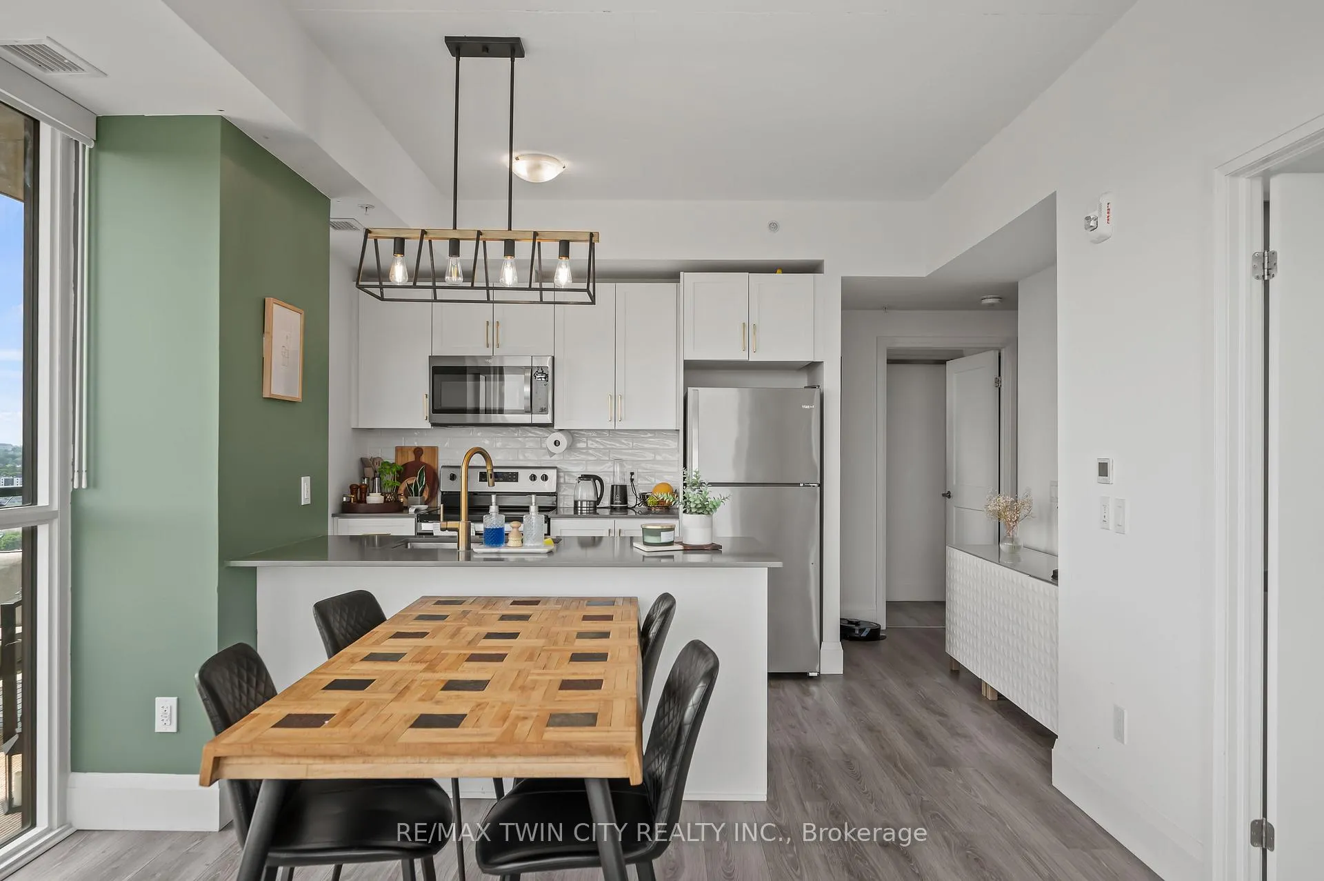Photo 18 of Unit 2305, 108 Garment Street, Kitchener — HOMEH