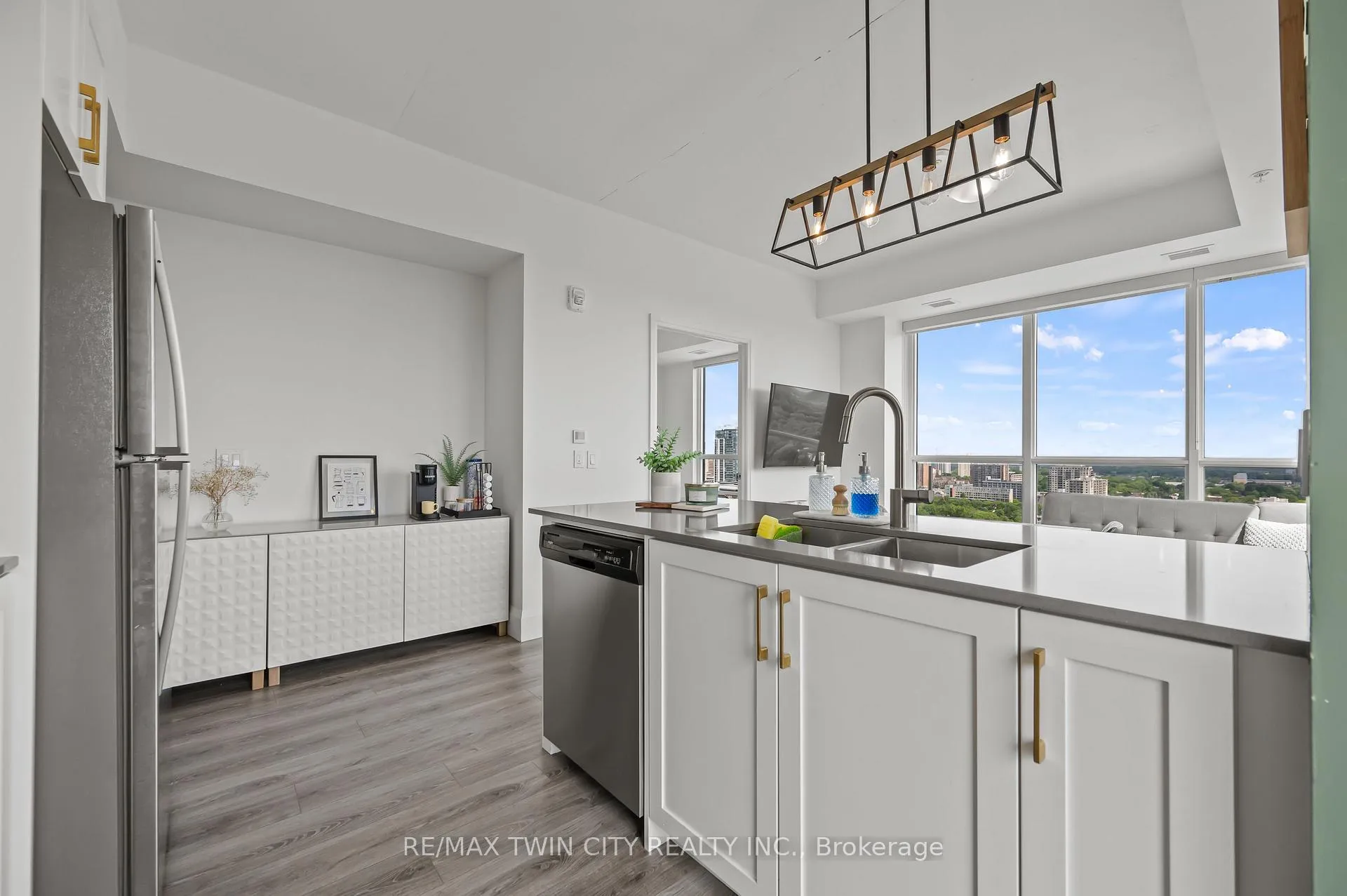 Photo 24 of Unit 2305, 108 Garment Street, Kitchener — HOMEH
