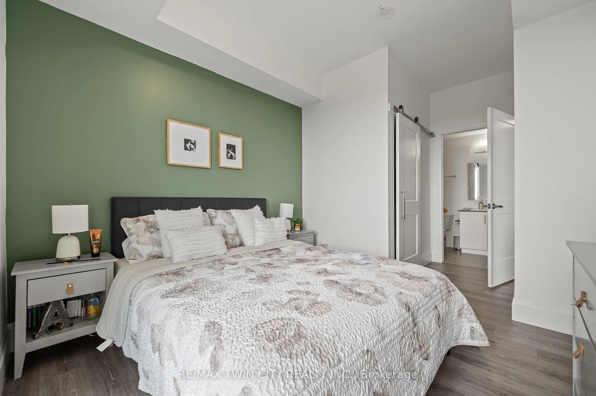 Photo 27 of Unit 2305, 108 Garment Street, Kitchener — HOMEH
