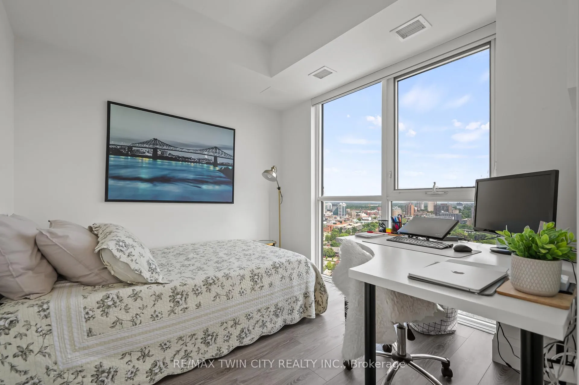 Photo 30 of Unit 2305, 108 Garment Street, Kitchener — HOMEH