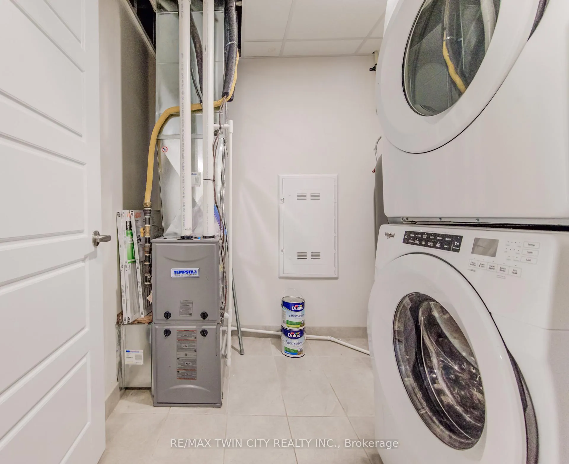 Photo 12 of Unit 303, 5 Wake Robin Drive, Kitchener — HOMEH