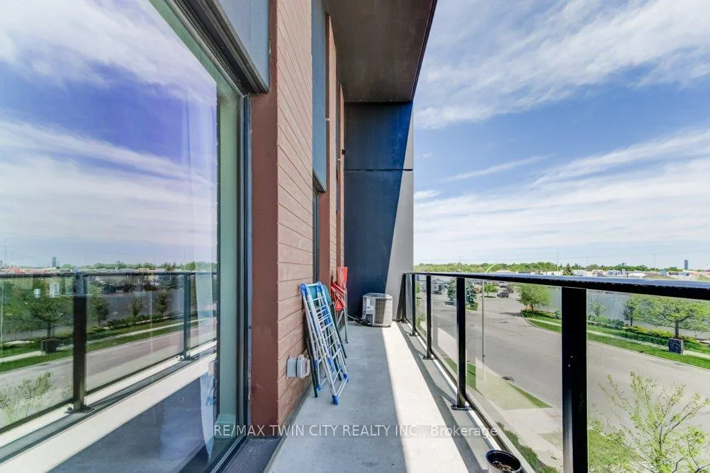 Photo 16 of Unit 303, 5 Wake Robin Drive, Kitchener — HOMEH