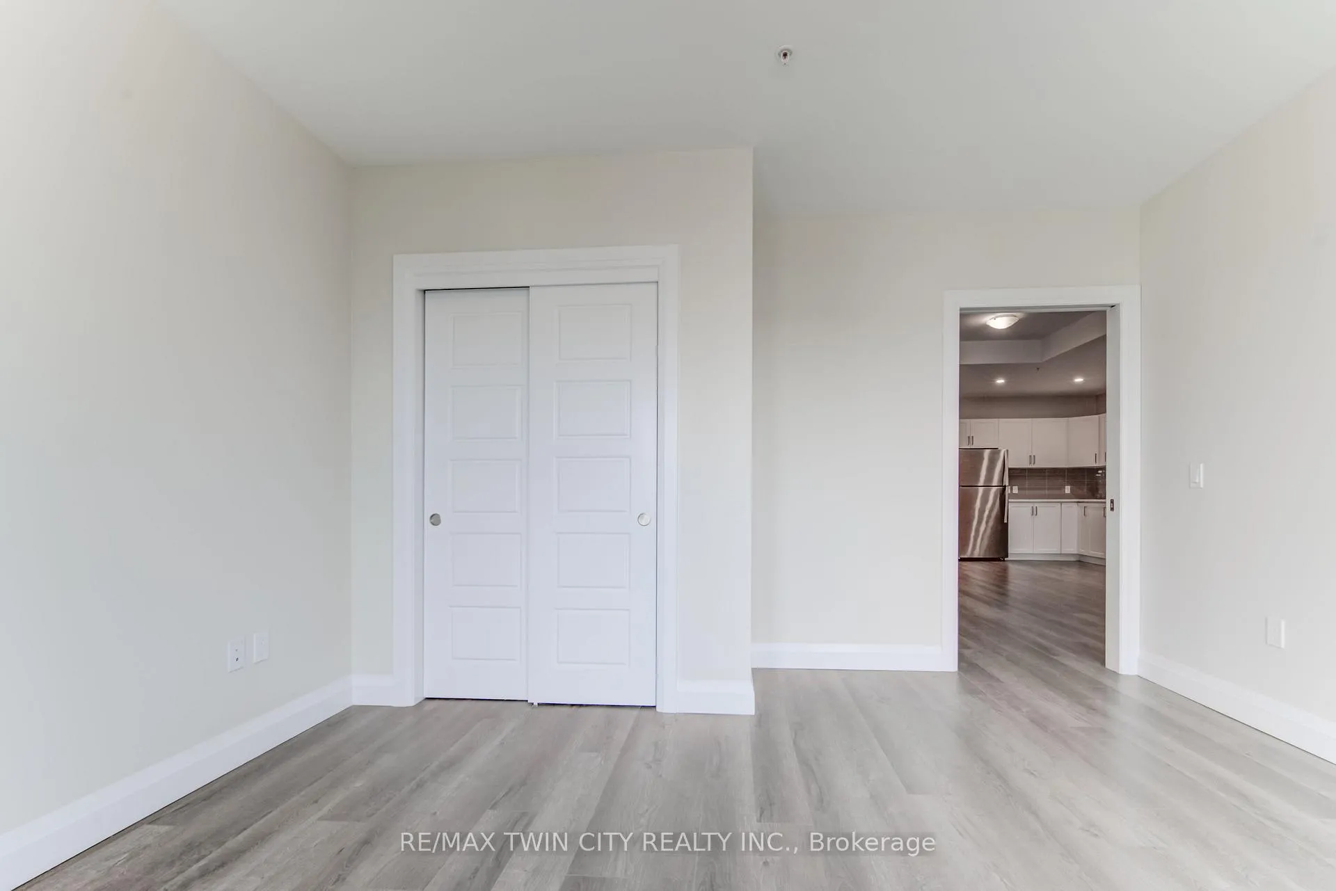 Photo 19 of Unit 303, 5 Wake Robin Drive, Kitchener — HOMEH