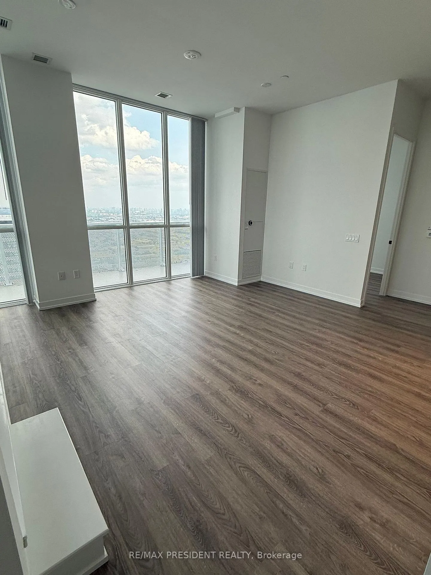 Photo 18 of Unit PH 110, 195 Commerce Street, Vaughan, Vaughan Corporate Centre — HOMEH