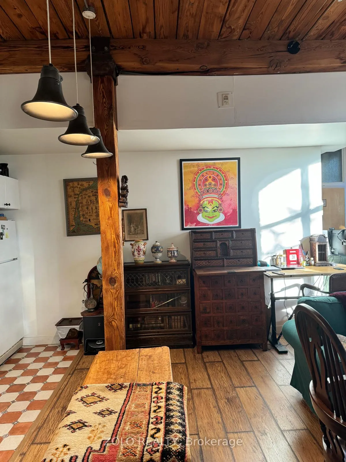 Photo 4 of Unit PH1, 383 Adelaide Street E, Toronto, Moss Park — HOMEH