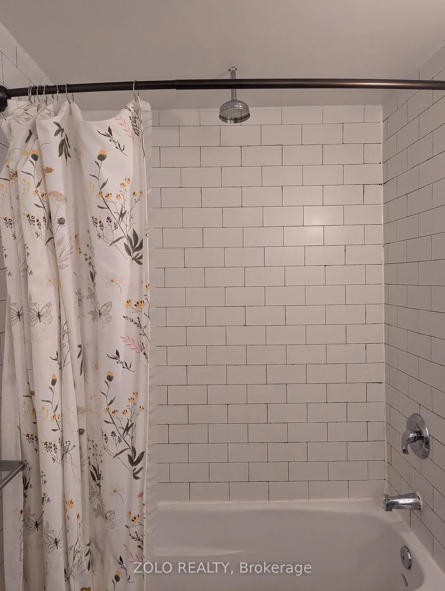 Photo 7 of Unit PH1, 383 Adelaide Street E, Toronto, Moss Park — HOMEH