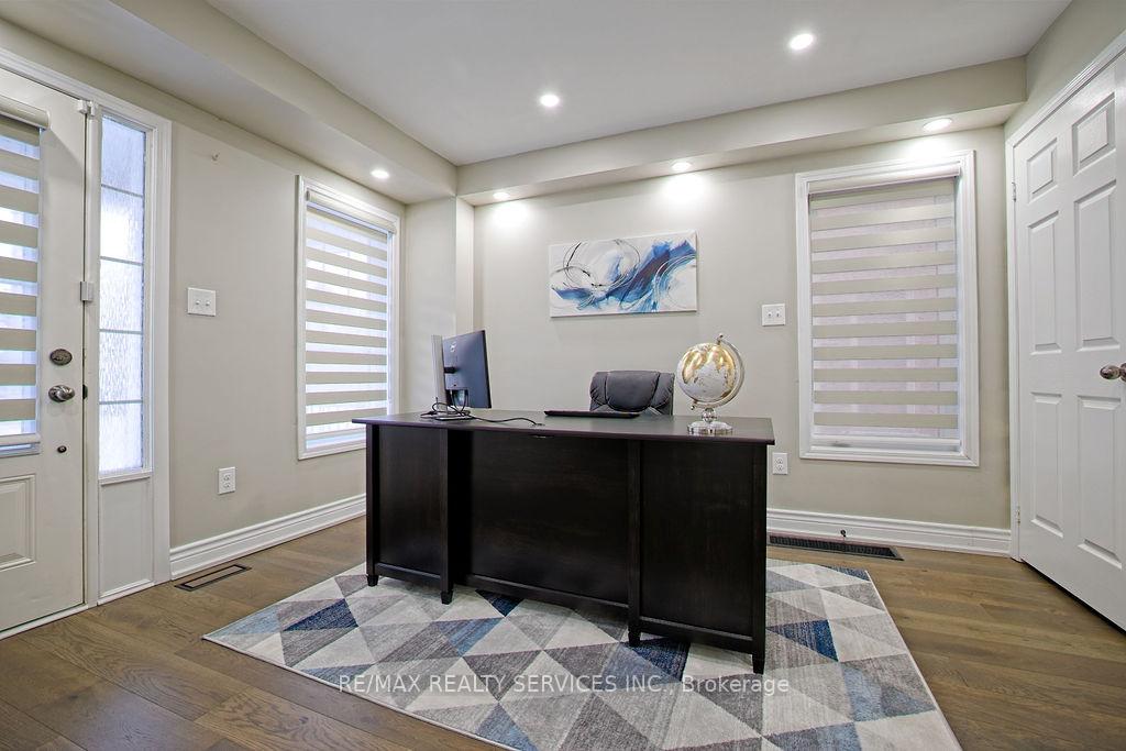 Photo 8 of 808 Audley Road N, Ajax, Central East — HOMEH
