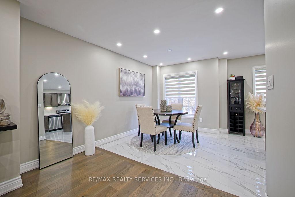 Photo 14 of 808 Audley Road N, Ajax, Central East — HOMEH