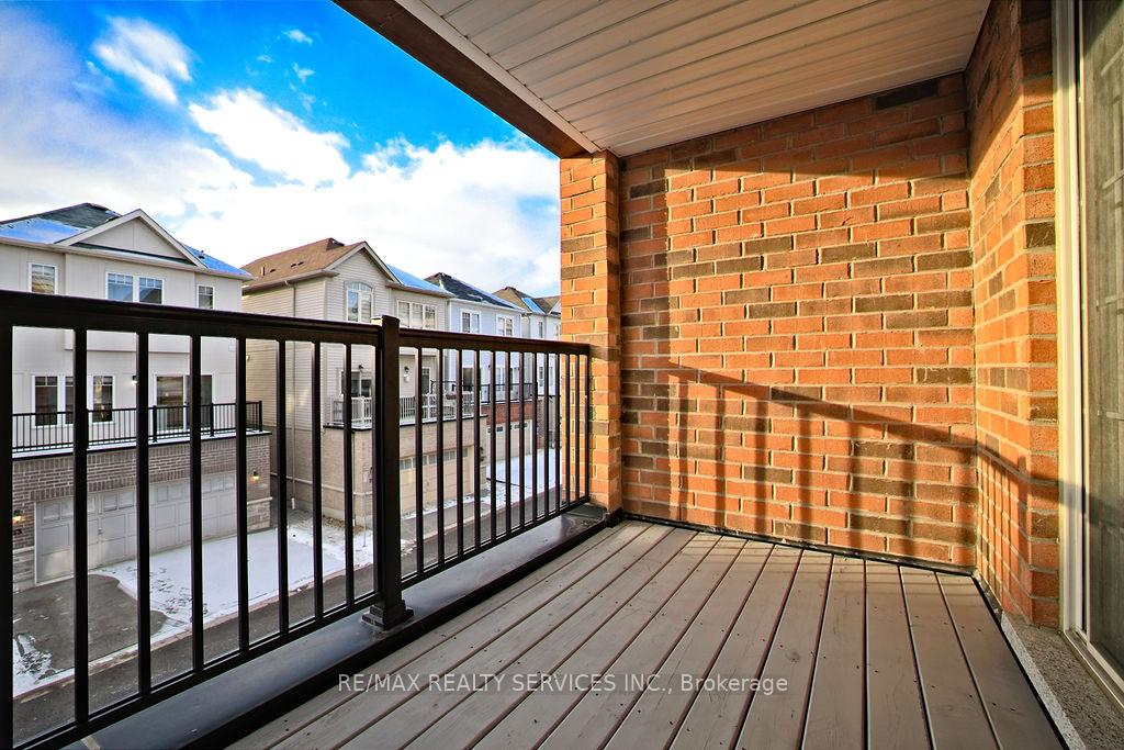 Photo 20 of 808 Audley Road N, Ajax, Central East — HOMEH