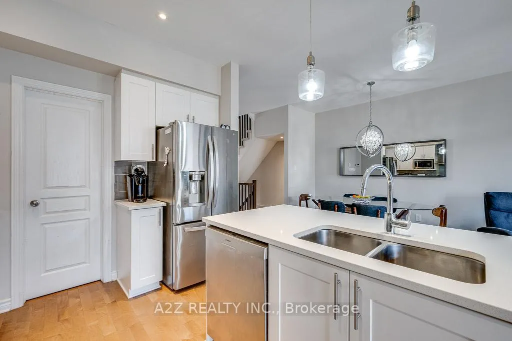 Photo 10 of 487 Markdale Terrace, Ottawa, Riverside South/Gloucester Glen — HOMEH
