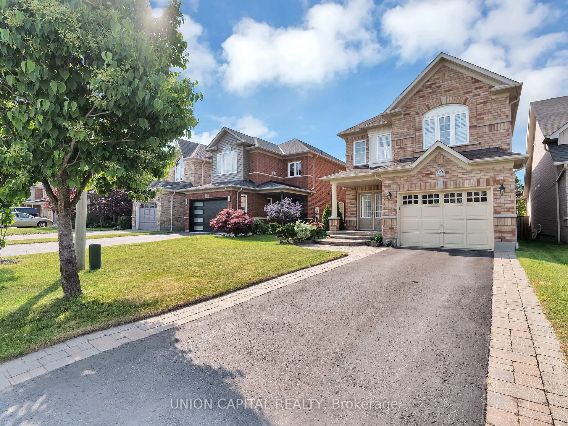 Photo 2 of 99 Scepter Place, Whitby, Rolling Acres — HOMEH