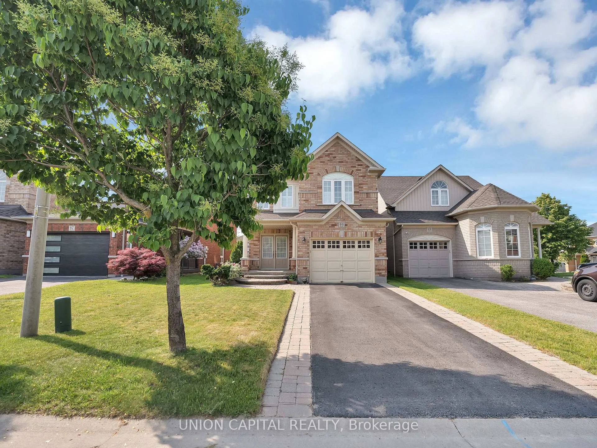 Photo 3 of 99 Scepter Place, Whitby, Rolling Acres — HOMEH