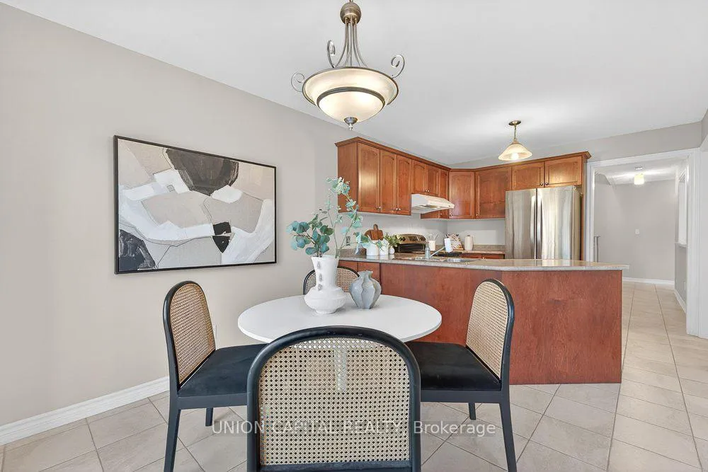 Photo 13 of 99 Scepter Place, Whitby, Rolling Acres — HOMEH