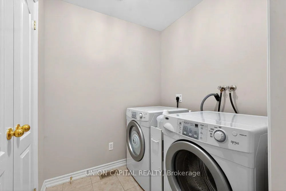 Photo 28 of 99 Scepter Place, Whitby, Rolling Acres — HOMEH