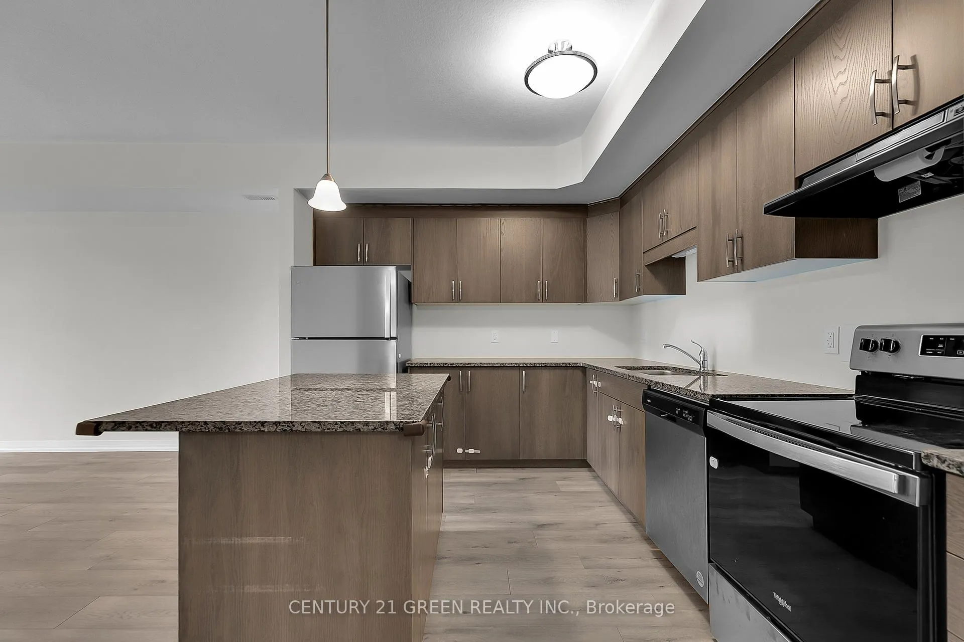 Photo 9 of Unit 32, 261 Woodbine Avenue, Kitchener, Huron Park — HOMEH
