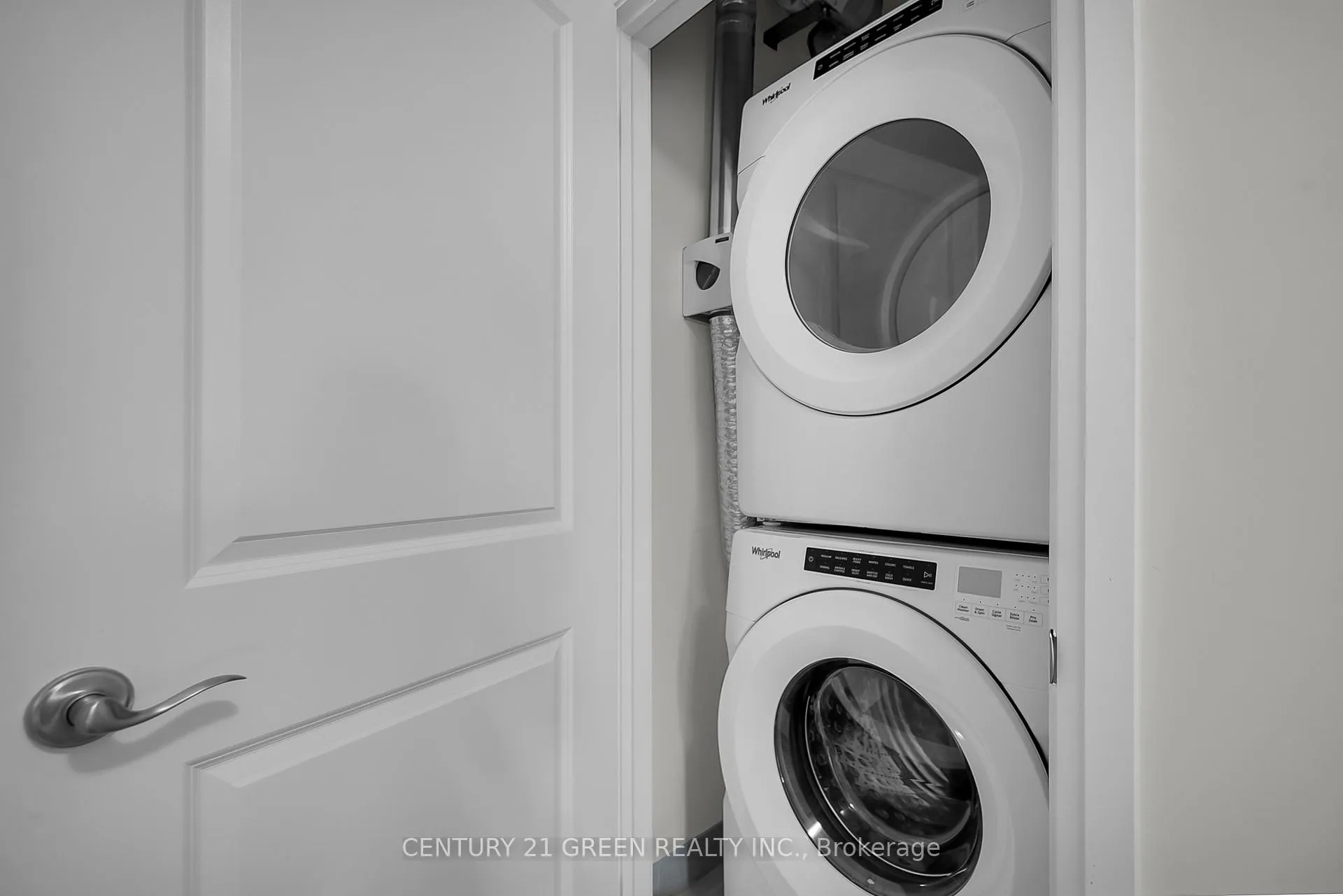 Photo 11 of Unit 32, 261 Woodbine Avenue, Kitchener, Huron Park — HOMEH