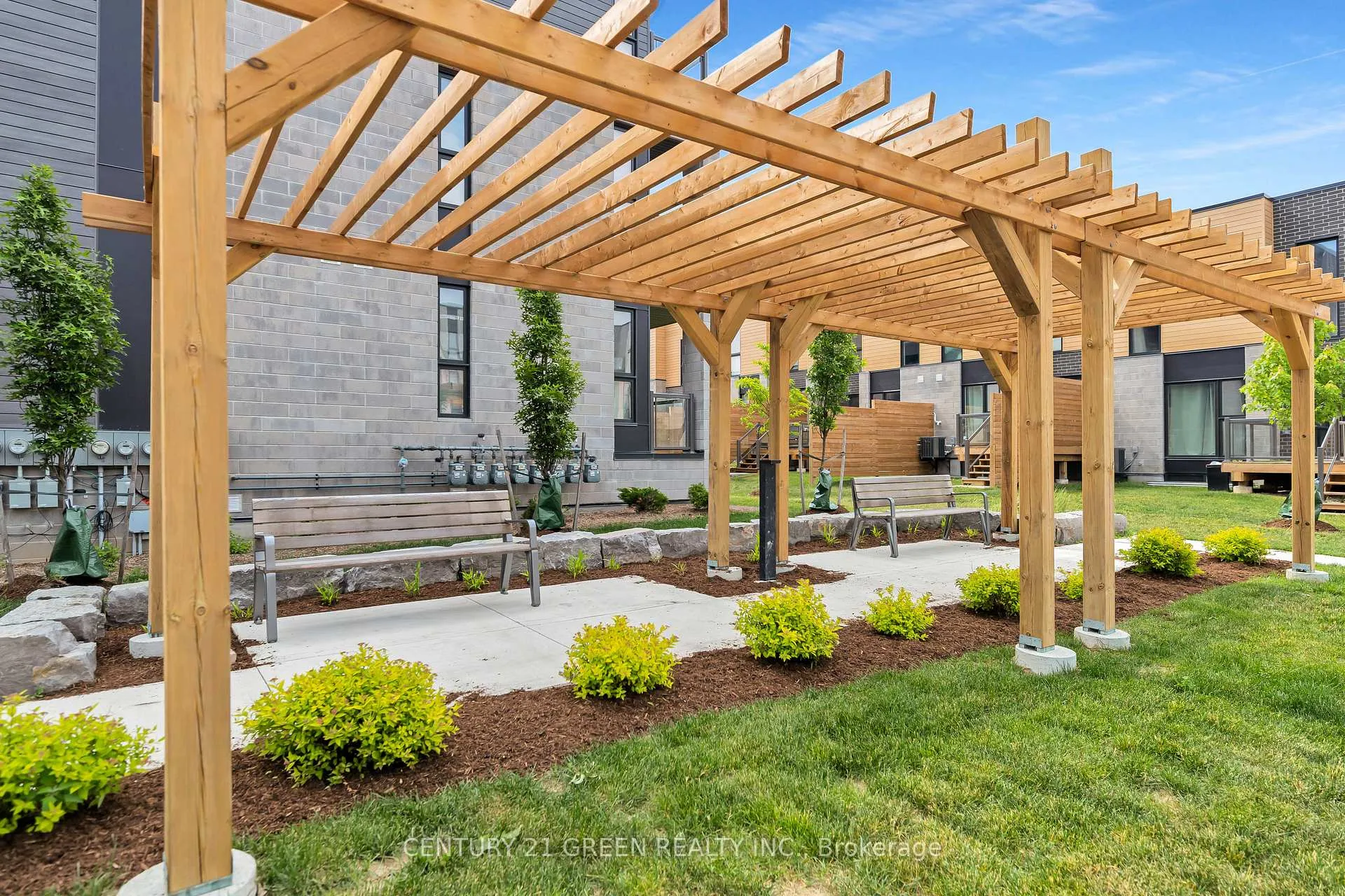 Photo 21 of Unit 32, 261 Woodbine Avenue, Kitchener, Huron Park — HOMEH