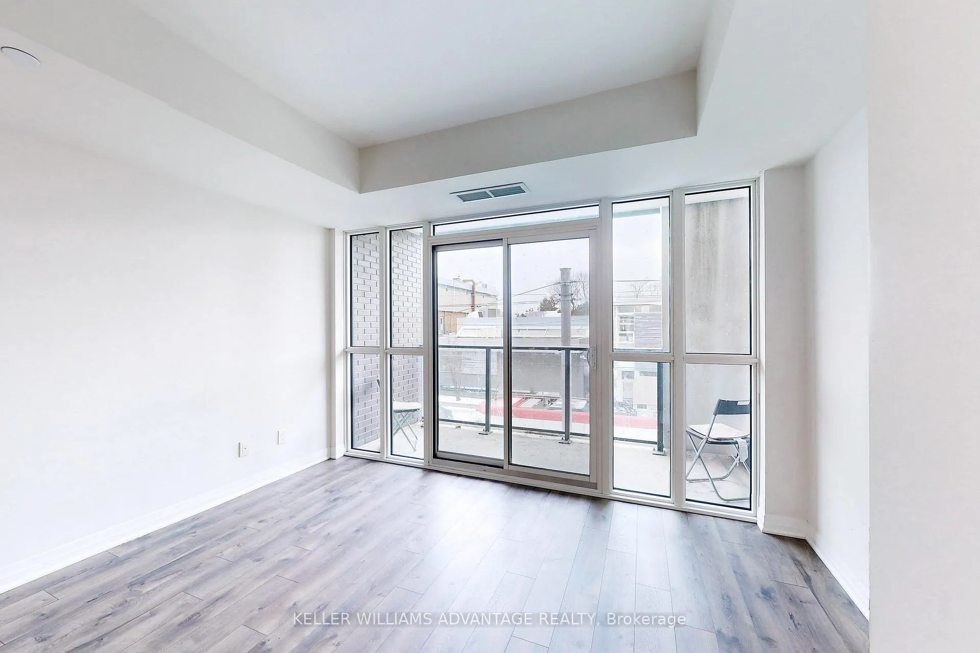 Photo 7 of Unit 207, 1630 Queen Street E, Toronto, The Beaches — HOMEH