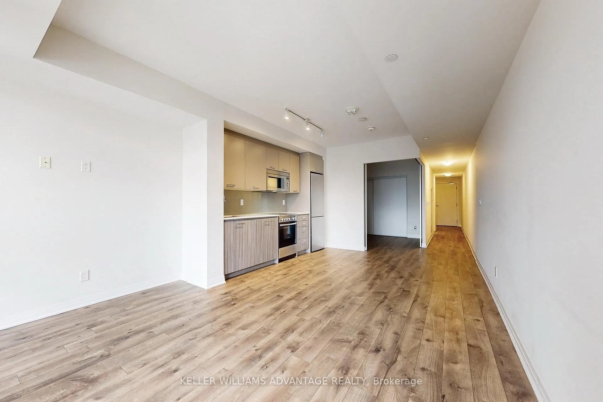 Photo 11 of Unit 207, 1630 Queen Street E, Toronto, The Beaches — HOMEH