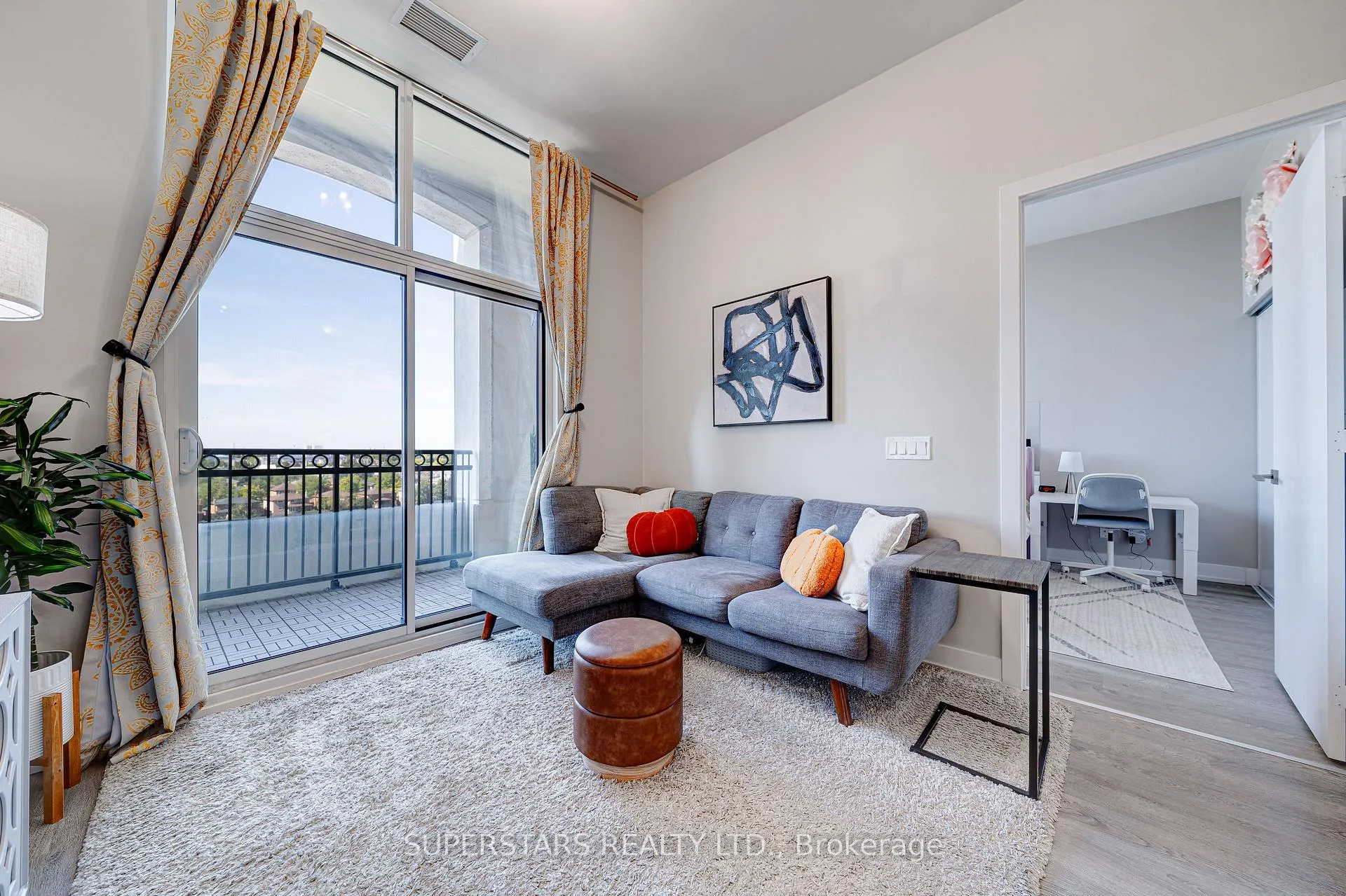 Photo 12 of Unit 916W, 268 Buchanan Drive, Markham, Unionville — HOMEH