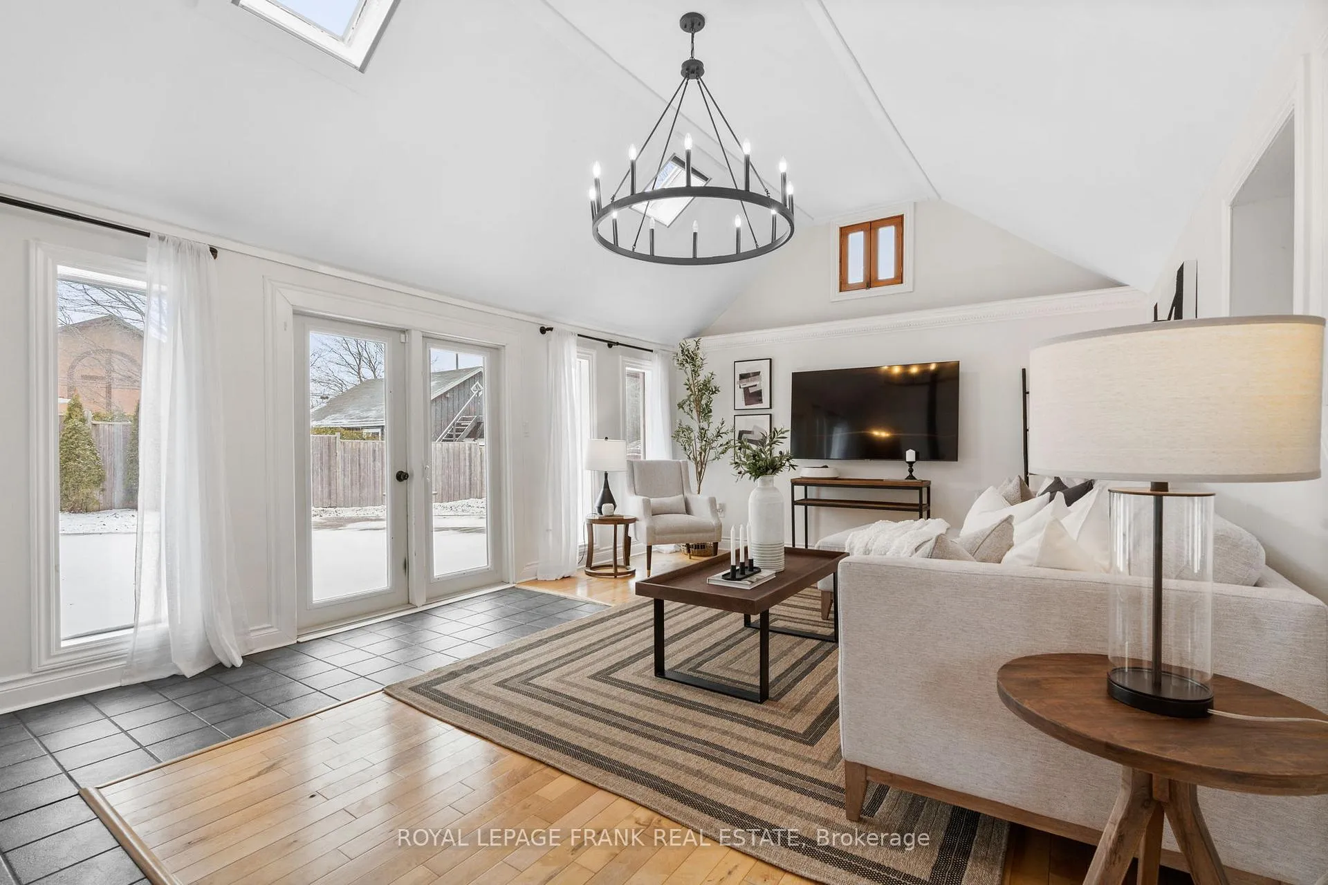 Photo 16 of 203 Brock Street W, Uxbridge — HOMEH