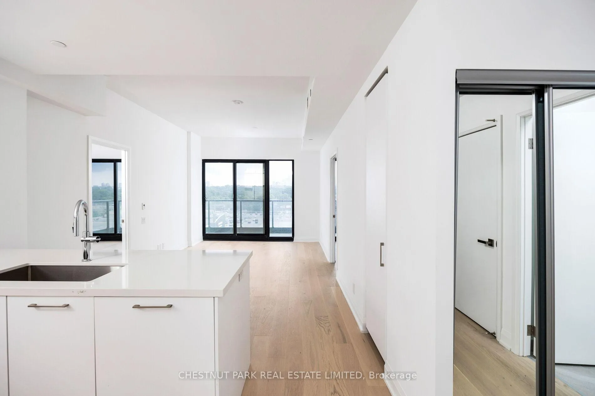 Photo 7 of Unit 805, 33 Frederick Todd Way, Toronto, Leaside — HOMEH