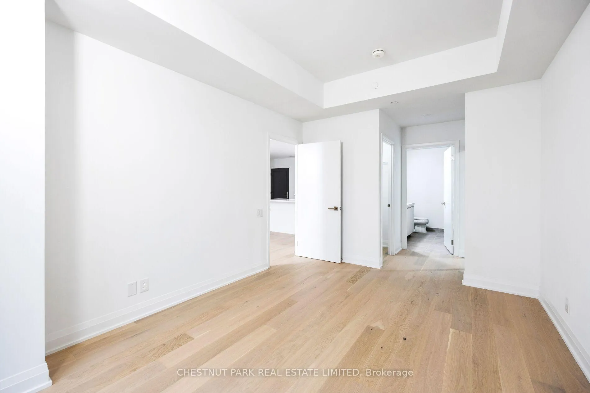 Photo 16 of Unit 805, 33 Frederick Todd Way, Toronto, Leaside — HOMEH