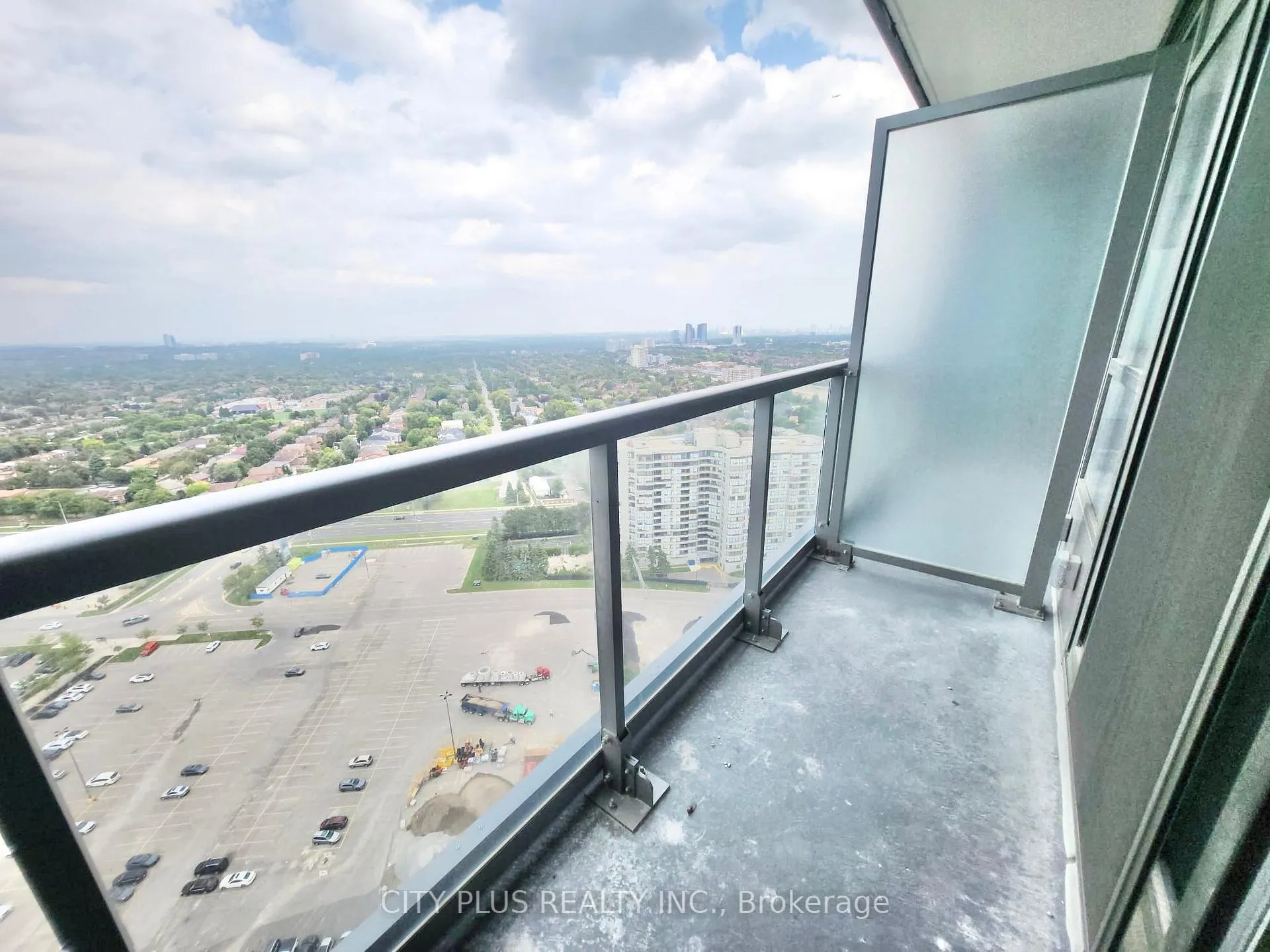 Photo 17 of Unit B-2809, 50 Upper Mall Way, Vaughan, Brownridge — HOMEH