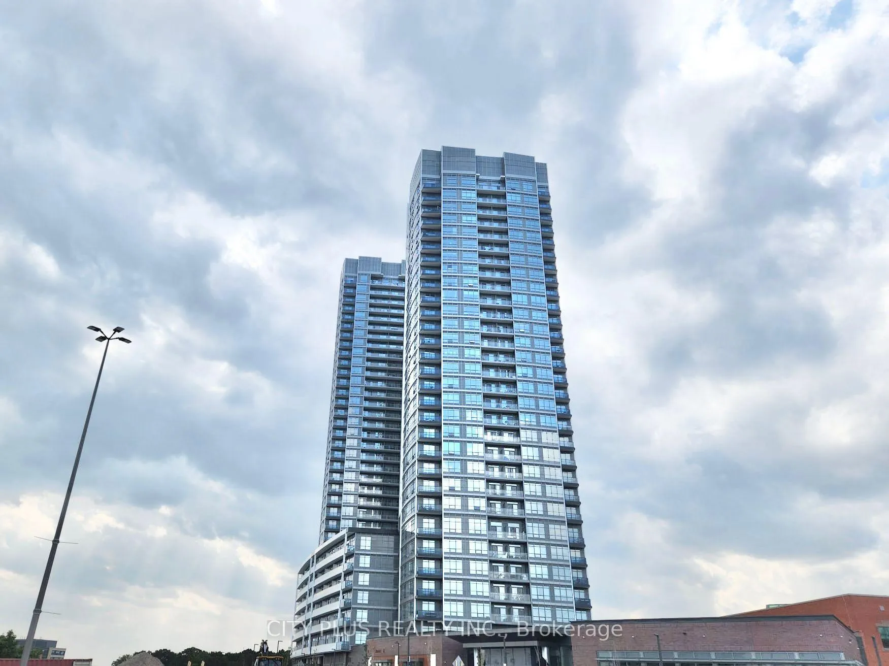 Photo 19 of Unit B-2809, 50 Upper Mall Way, Vaughan, Brownridge — HOMEH