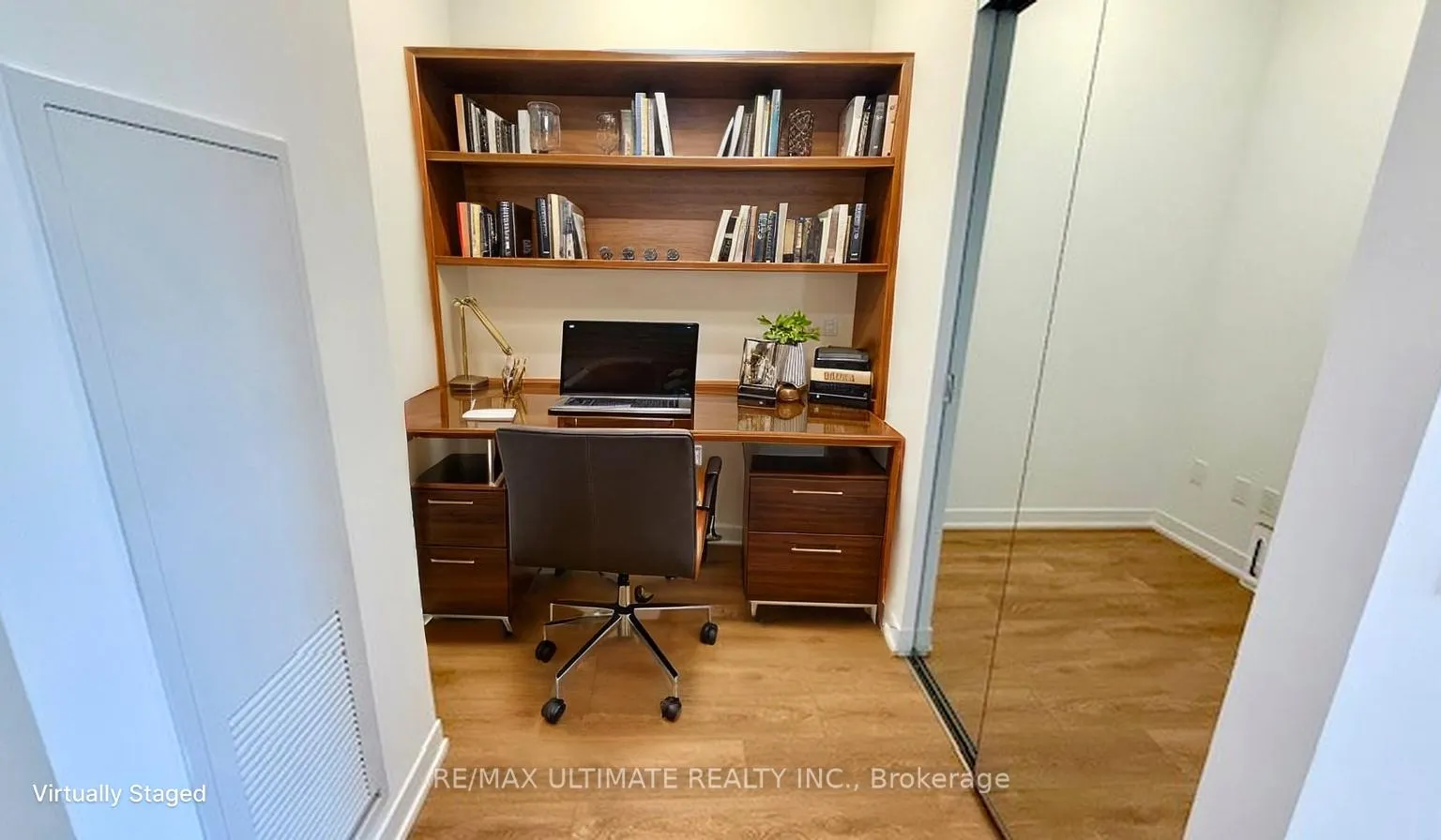 Photo 10 of Unit 2804, 498 Caldari Road, Vaughan, Concord — HOMEH