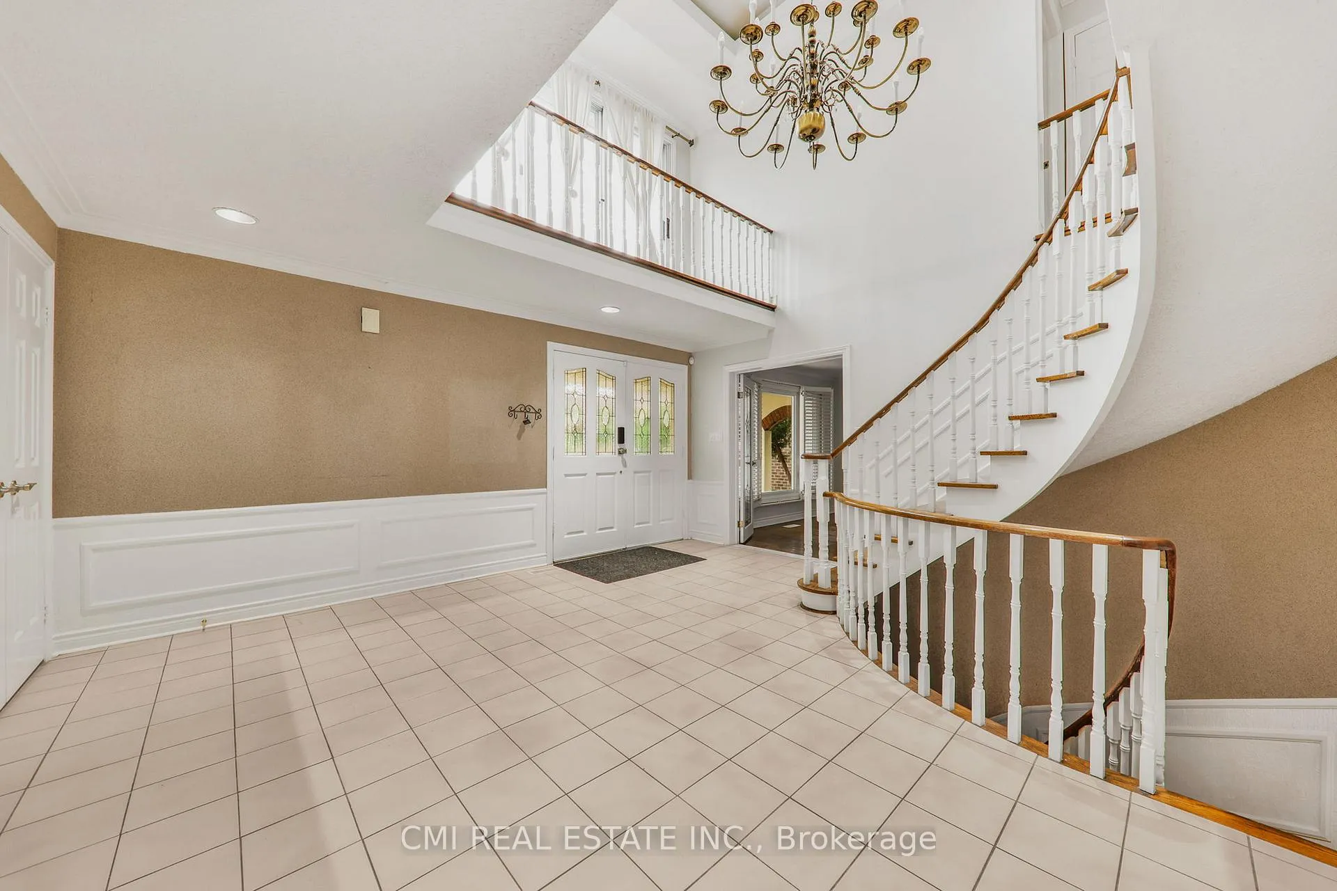 Photo 5 of 24 Dunstan Crescent, Vaughan, West Woodbridge — HOMEH