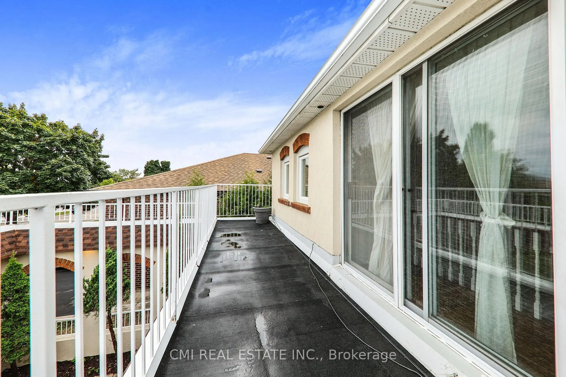 Photo 8 of 24 Dunstan Crescent, Vaughan, West Woodbridge — HOMEH