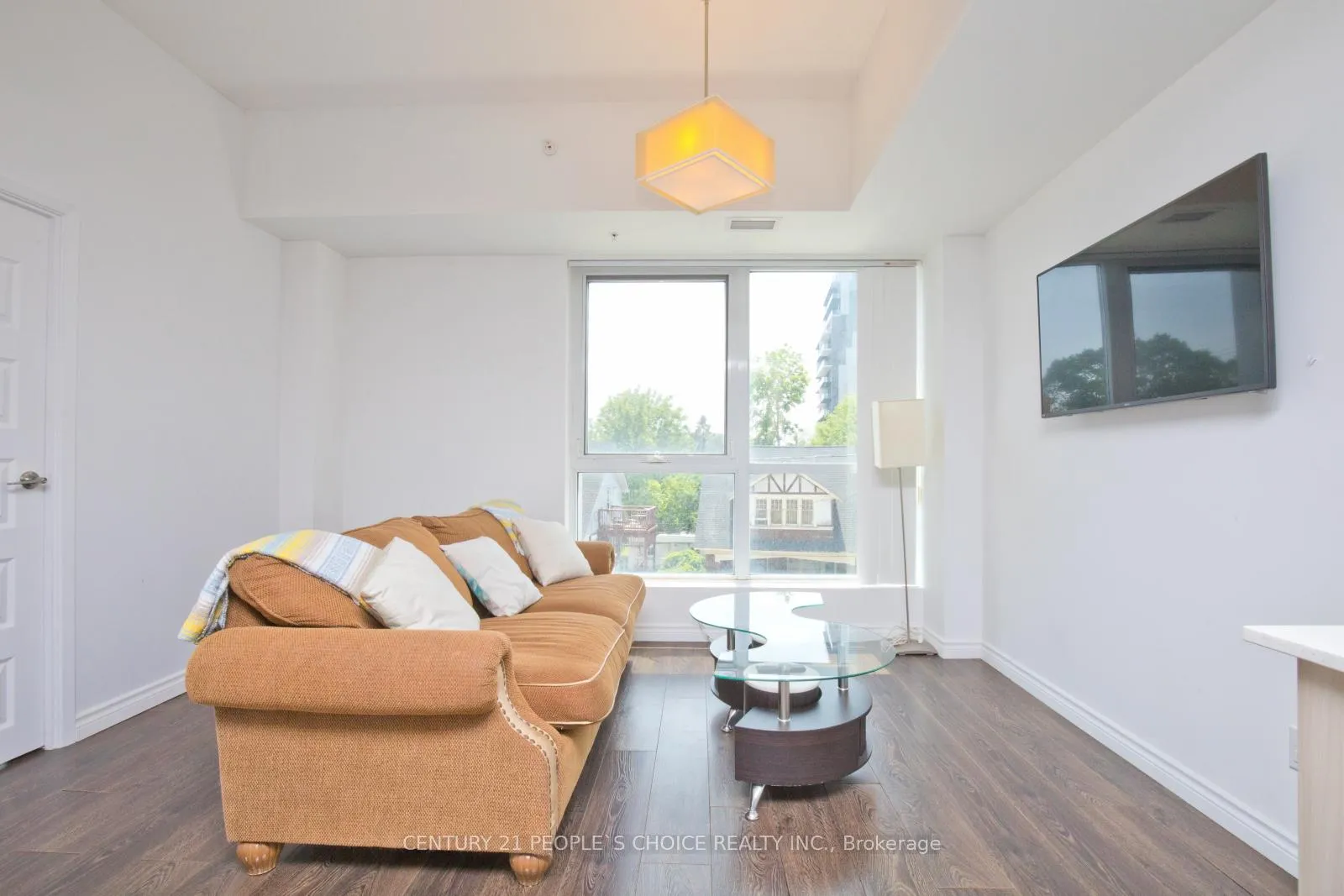 Photo 6 of Unit 202 Tower 2, 158 King Street, Waterloo — HOMEH