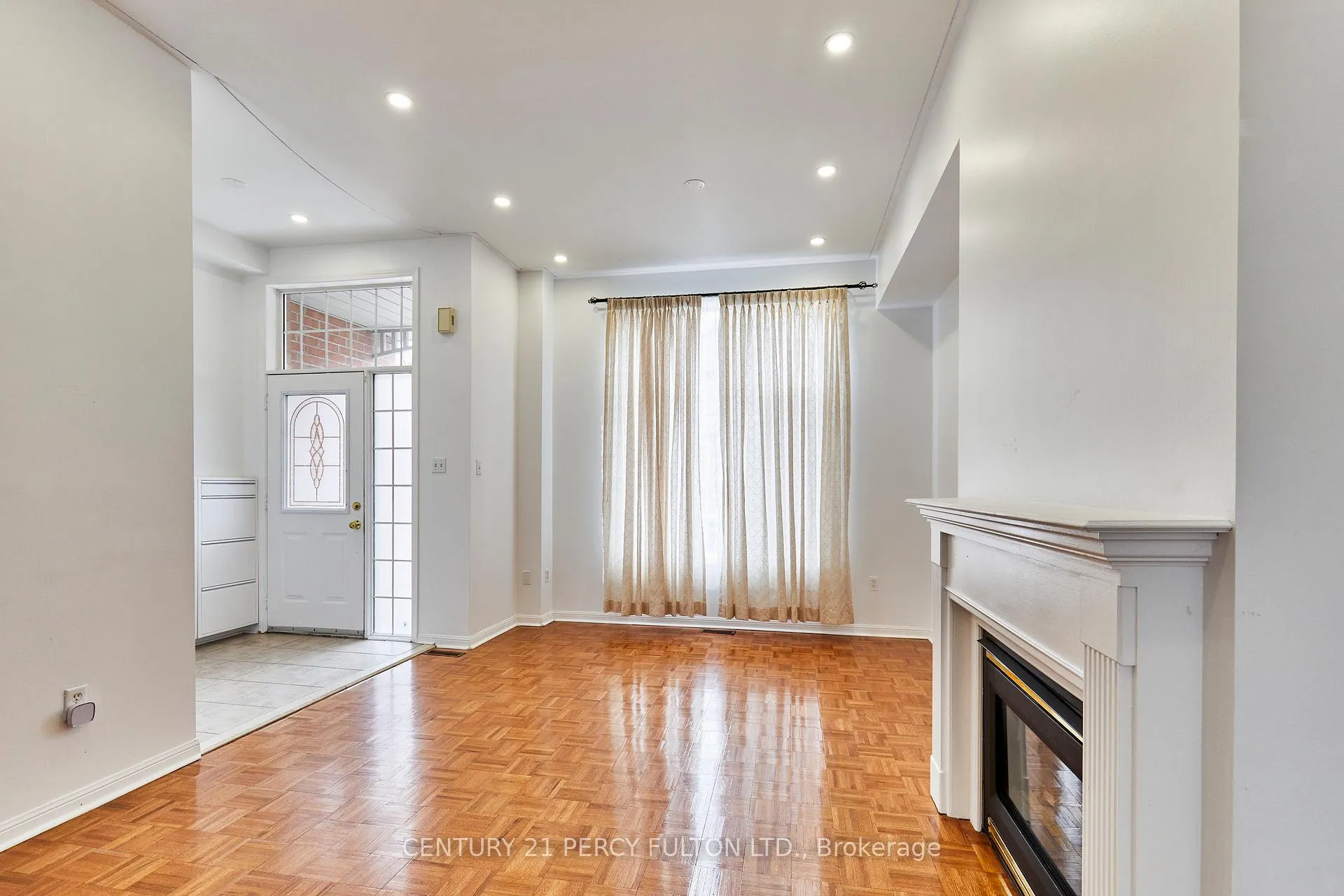 Photo 4 of 130 Walkerville Road, Markham, Cornell — HOMEH