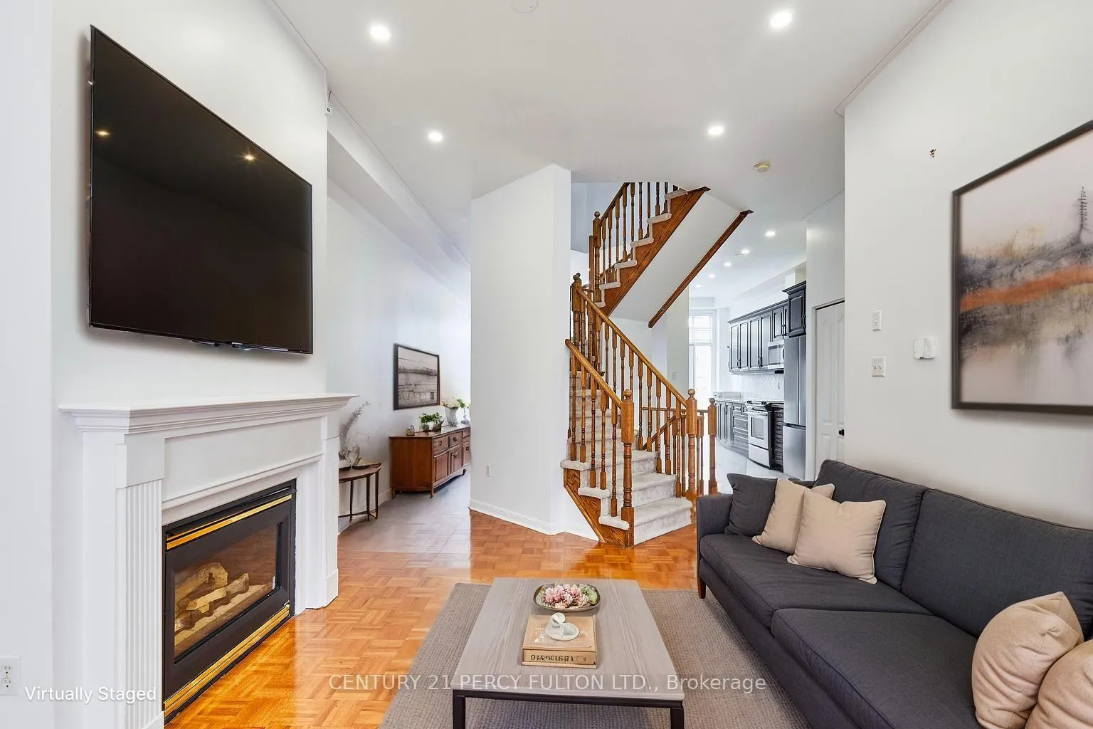 Photo 5 of 130 Walkerville Road, Markham, Cornell — HOMEH