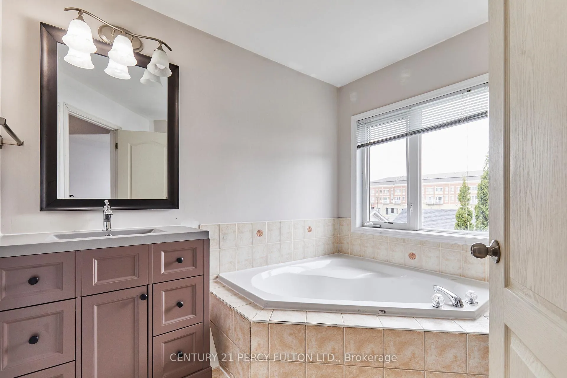 Photo 18 of 130 Walkerville Road, Markham, Cornell — HOMEH