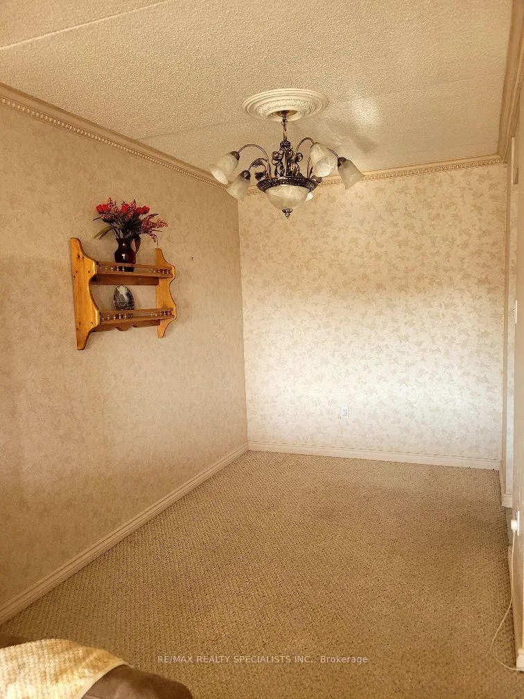 Photo 10 of Unit 610, 1535 Diefenbaker Court, Pickering, Town Centre — HOMEH
