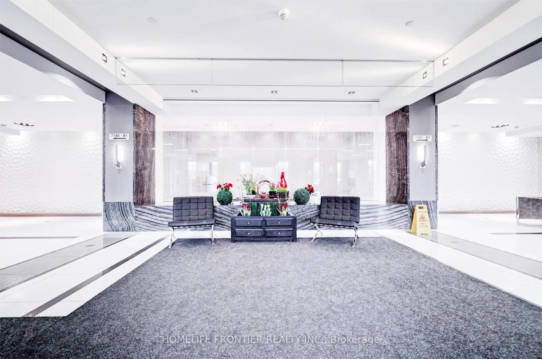 Photo 3 of Unit 826, 7165 Yonge Street, Markham, Grandview — HOMEH