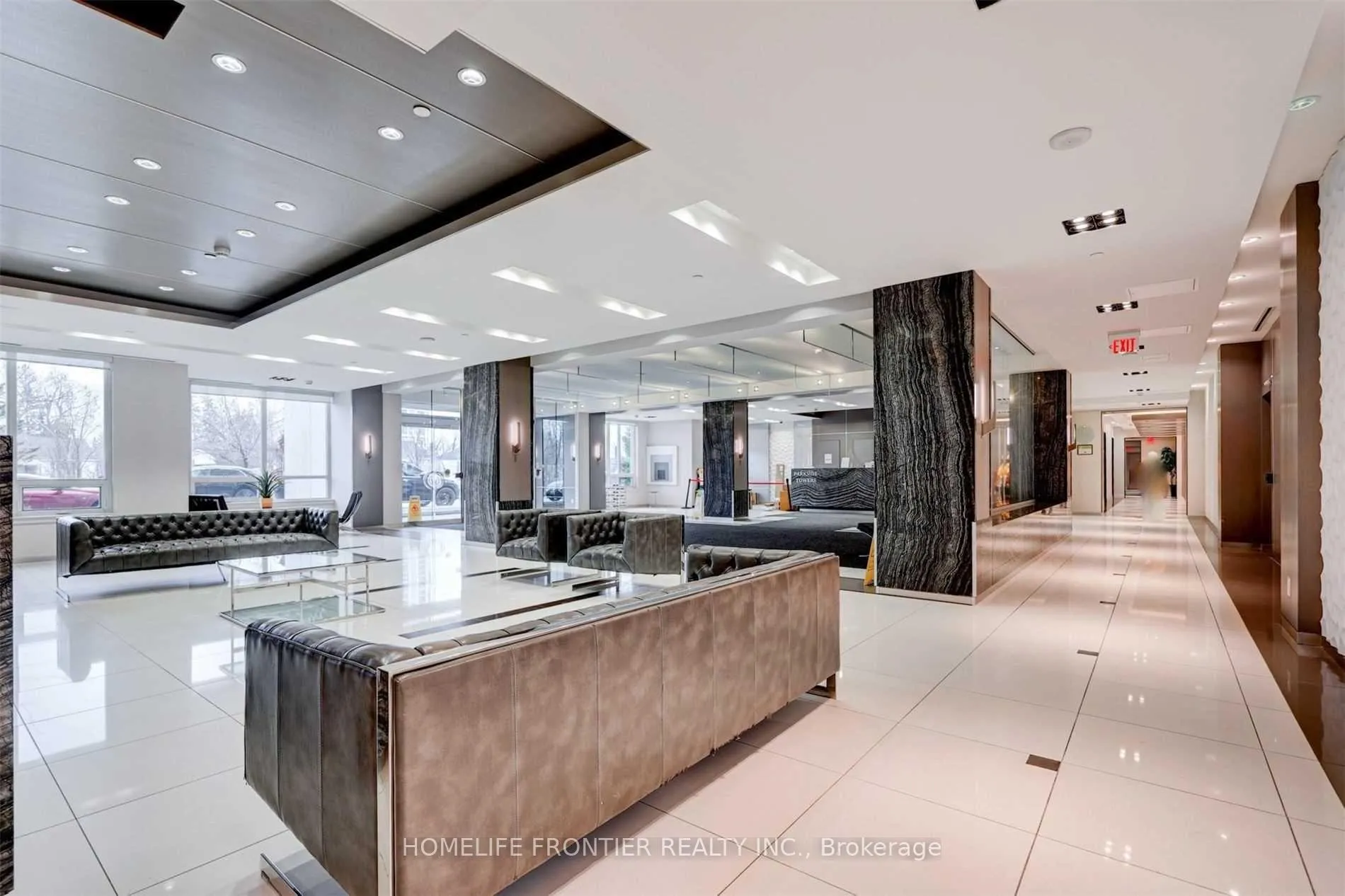 Photo 5 of Unit 826, 7165 Yonge Street, Markham, Grandview — HOMEH