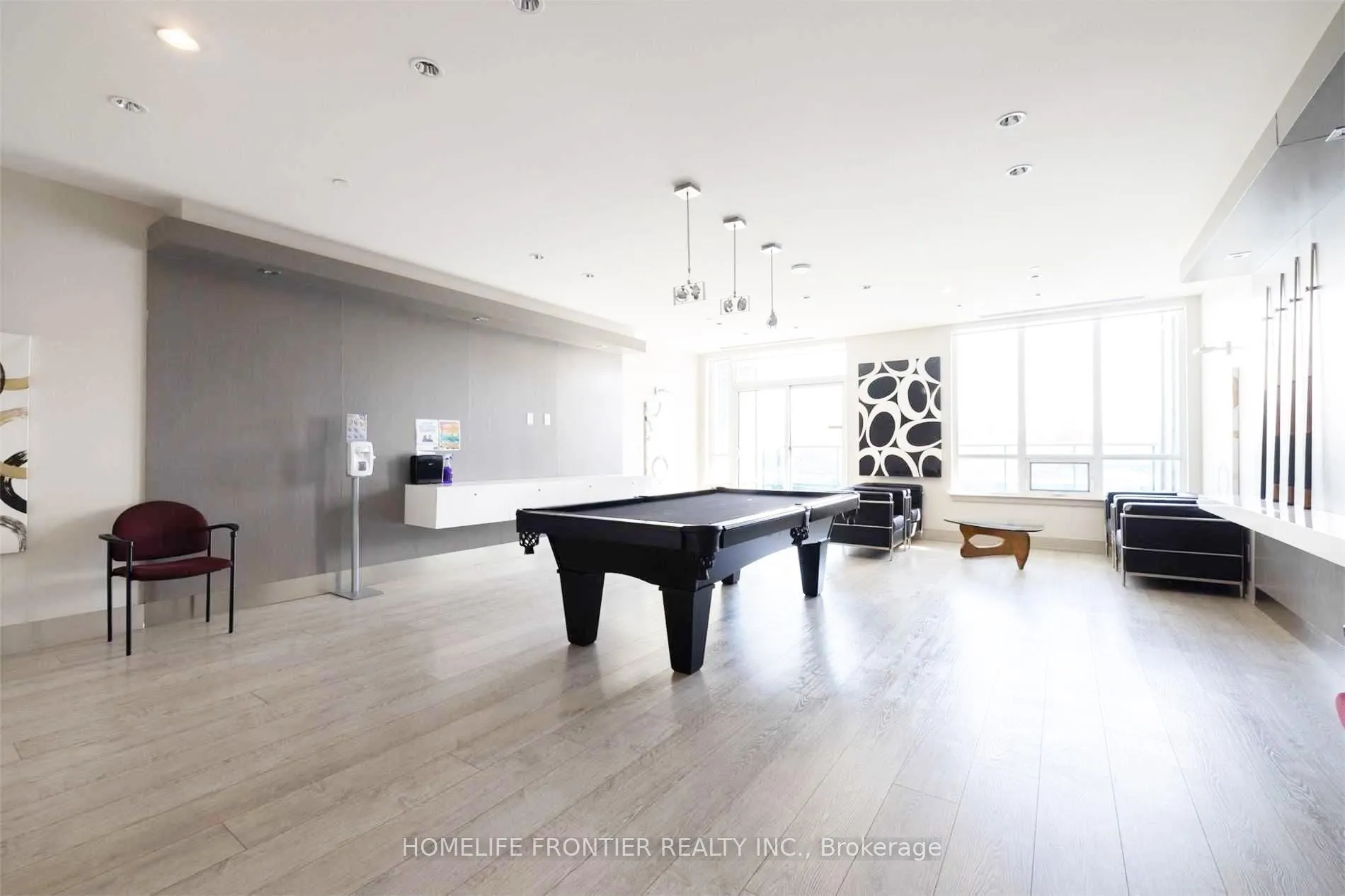Photo 18 of Unit 826, 7165 Yonge Street, Markham, Grandview — HOMEH
